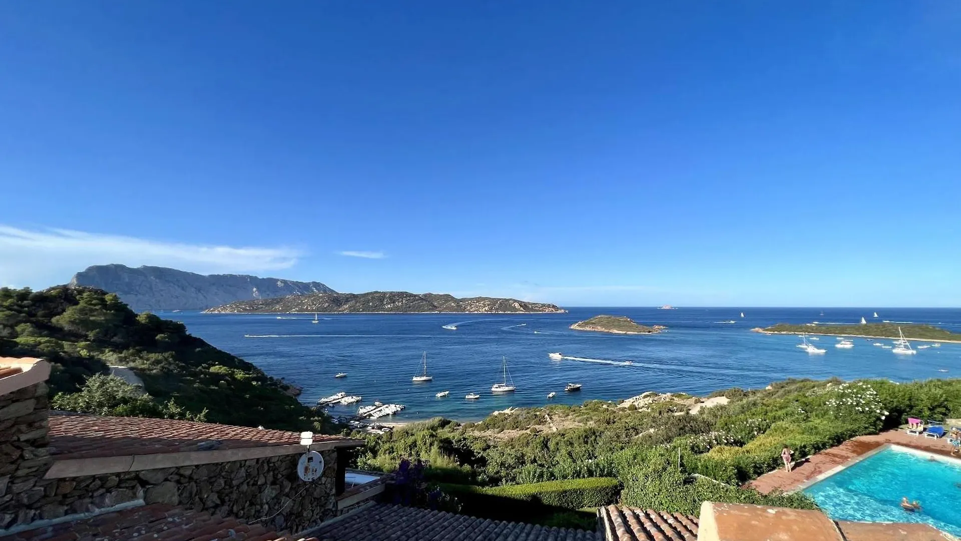 Апартаменты Punta Est Trilocale Meravigliosa Vista Mare Капо-Кода-Кавальо